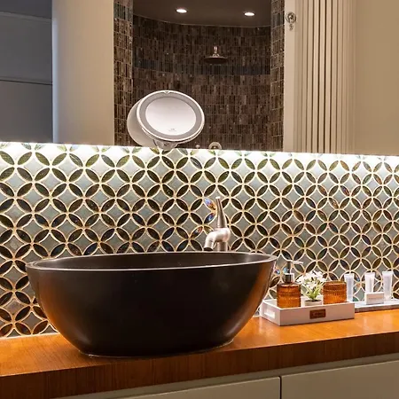 Luxe With Parking & Garden In Wilrijk