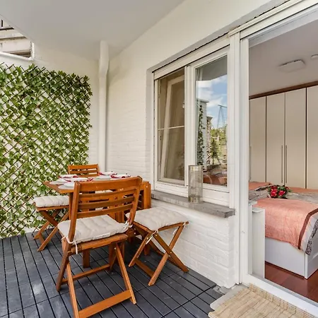 Luxe With Parking & Garden In Wilrijk *